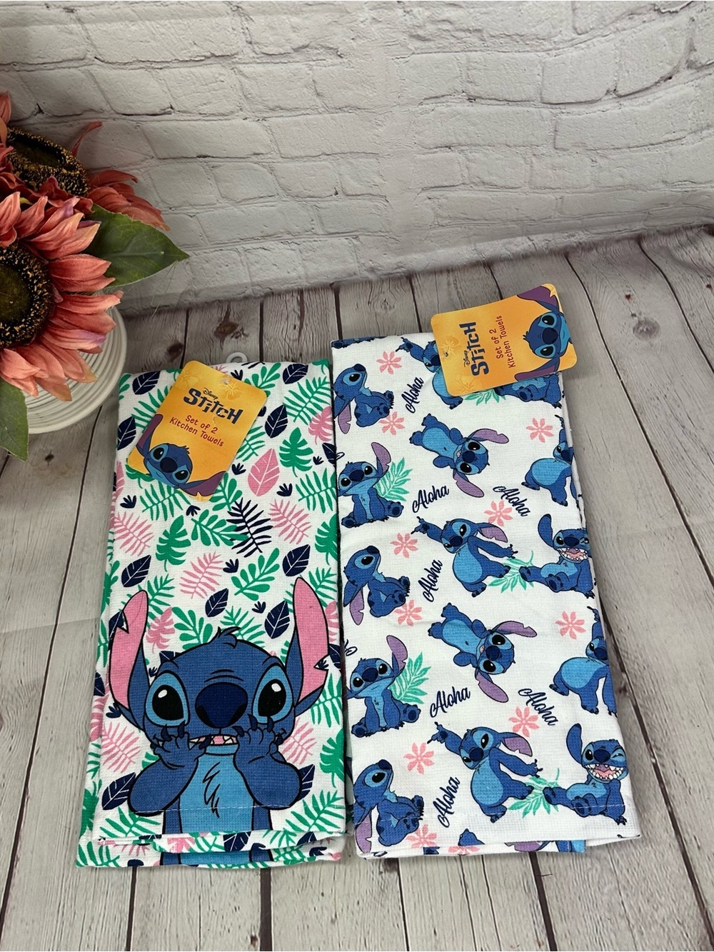 NWT Disney Stitch Kitchen Towels 100% cotton tropical island fandom kidcore